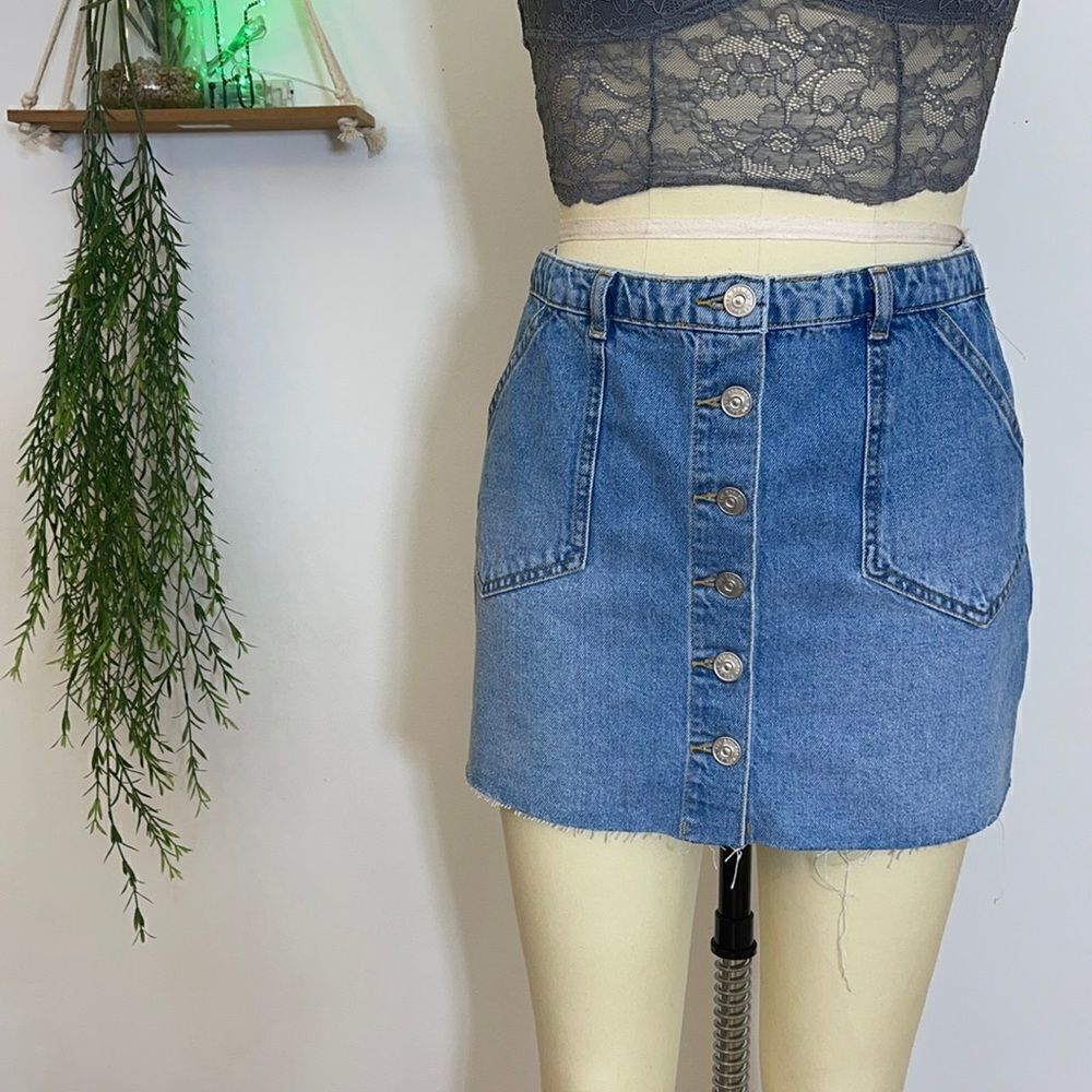 🅢🅐🅛🅔 Urban Outfitters BDG Denim skirt/shorts